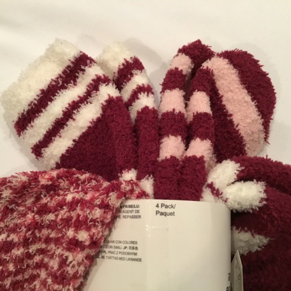 Fuzzy Socks - Pack of 4 - Picture 5 of 5